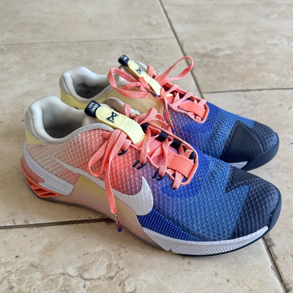 Nike Metcon 7 AMP multicolor men’s size 7.5 US